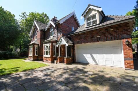 Broad Oak Park, Monton, M30