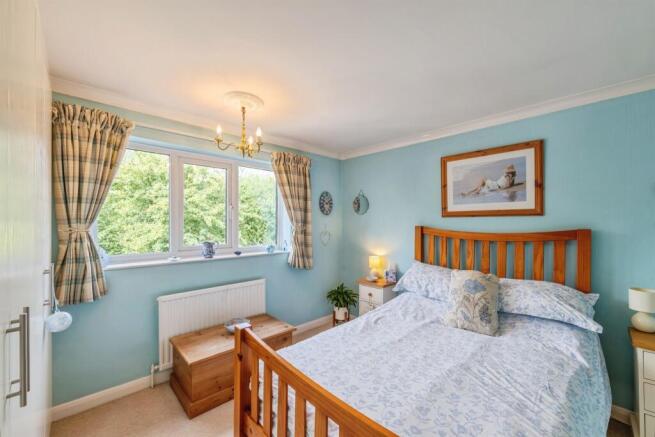 3 bed Semi-Detached for sale Image 9