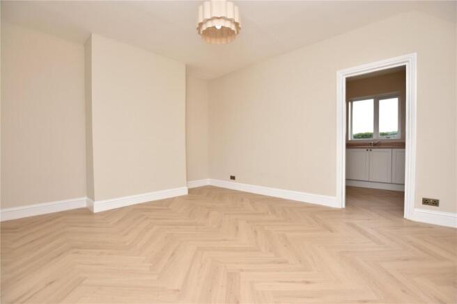 2 bed Semi-Detached for sale Image 9