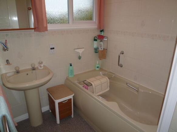 Photo 12