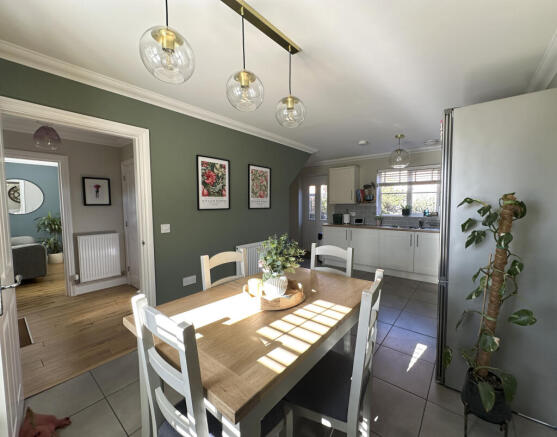 Kitchen diner