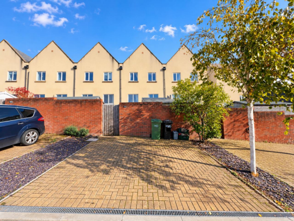 Ricardo Drive, Dursley, GL11 photo 2