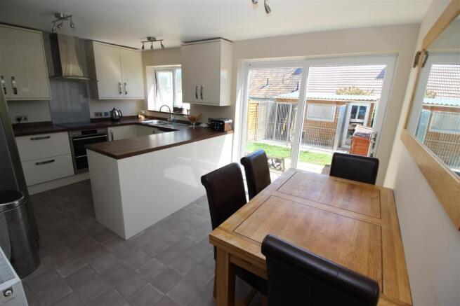 Kitchen / Dining Room