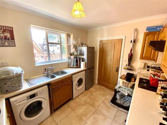FAMILY UTILITY ROOM