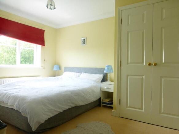 12 Jubilee Mews b...