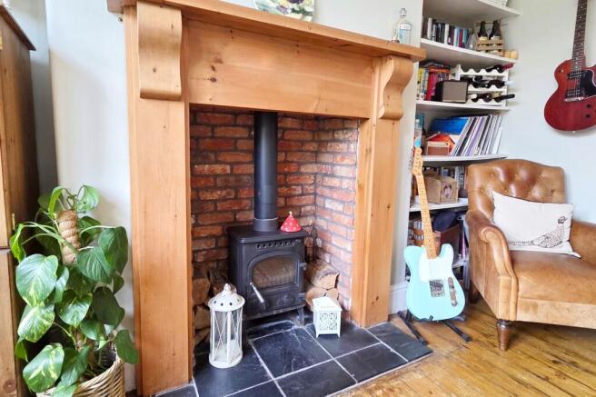 3 bed Semi-Detached for sale Image 9
