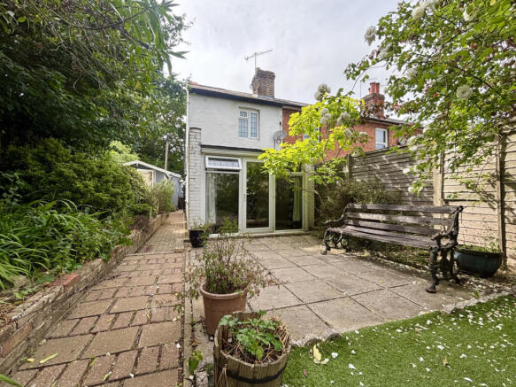 2 bedroom house