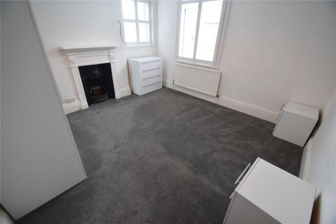 3 bed Maisonette to rent Image 6