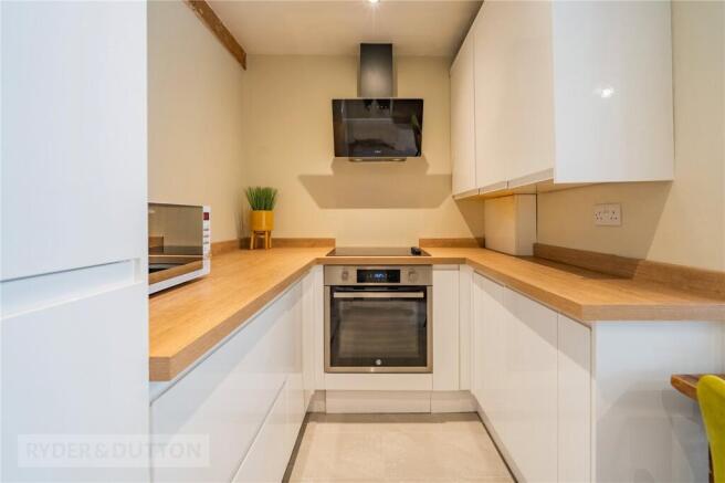 2 bed Terraced for sale Image 6