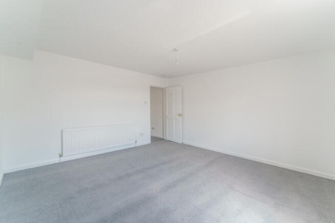 2 bed Terraced for sale Image 8