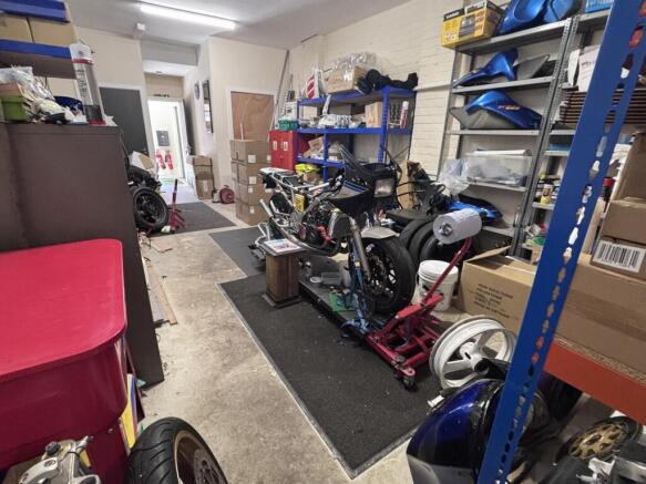 Garage