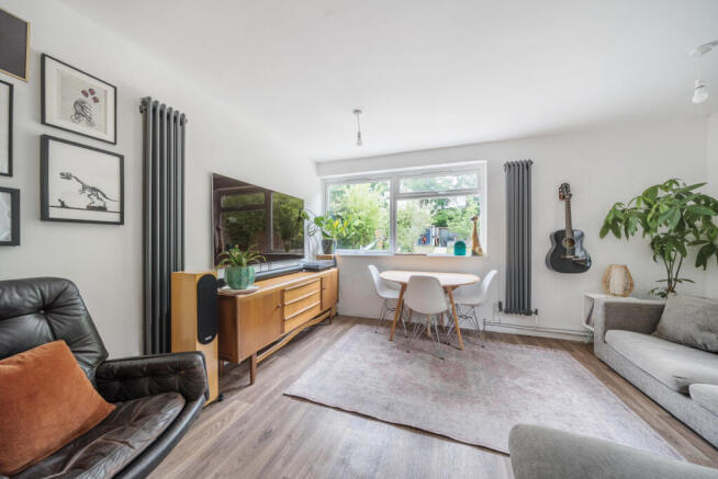 1294345-16-6825f0...