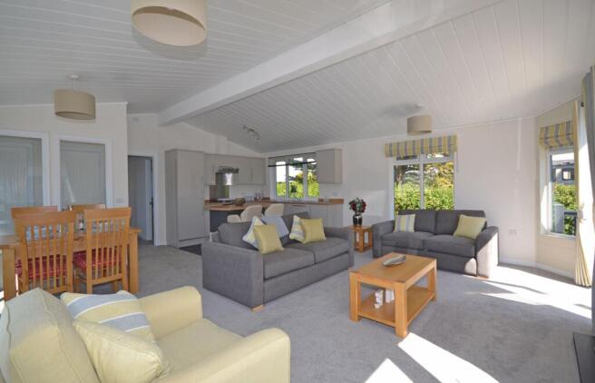 Living & Dining Area