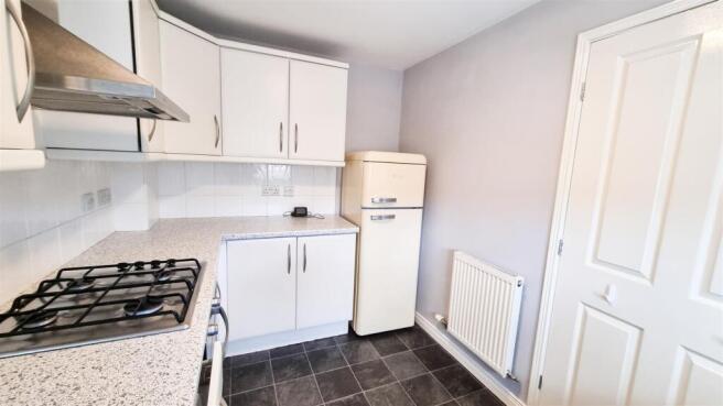 3 bed Terraced for sale Image 4
