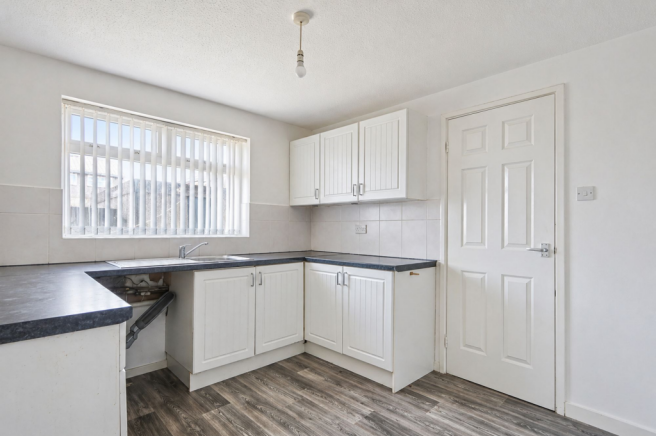 3 bed End of Terrace to rent Image 6