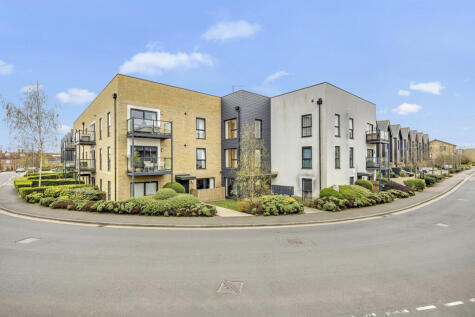St Clements Avenue, Harold Wood, RM3