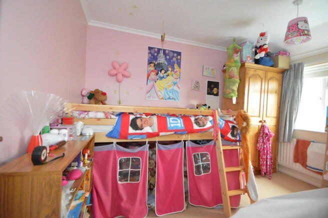 BEDROOM 2
