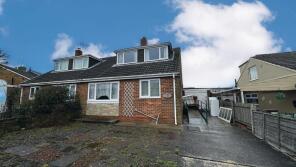 30, Balmoral Road, Lingdale TS12 3HP