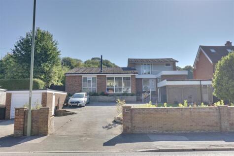 London Road, Horndean, Waterlooville