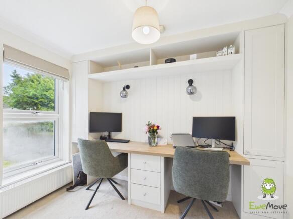 EweMove Estate Agents Basingstoke - Fennel Close