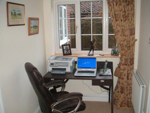 Photo 8