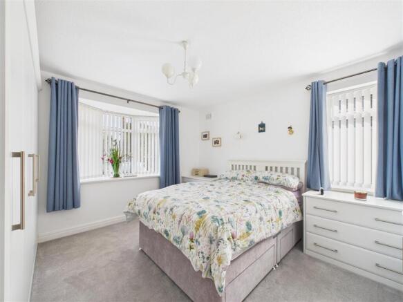 3 bed Detached Bungalow for sale Image 10