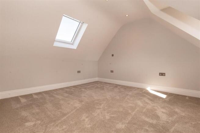 2 Abbotts Way (32).jpg