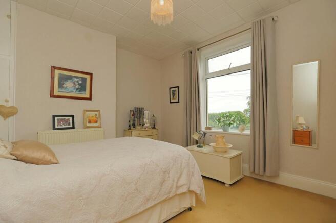 2 bed Terraced for sale Image 7