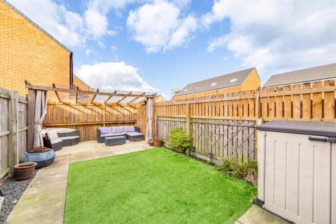 Moor Drive, Wallsend, Newcastle Upon Tyne, NE28 photo 2