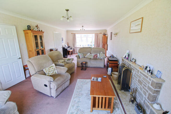 37 Droghadfayle Road, Port Erin, IM9 6EN photo 4