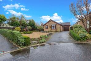 10, Carricks Close, Low Moor, Bradford BD12 0JG