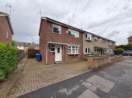 33, Forty Steps, Hull HU10 6TW