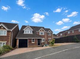 45 Oak Lodge, Cwrt Y Coed, Blackwood NP12 1GL