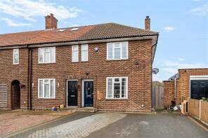 158, Montgomery Close, Bedford MK43 9LP