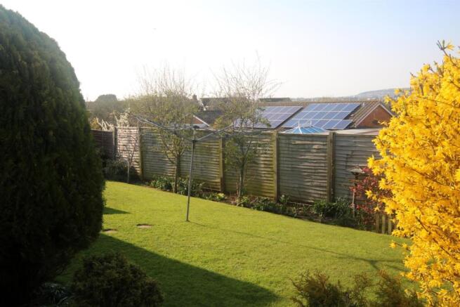 Rear Garden (4).JPG