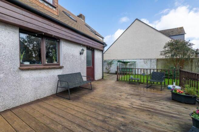 rear deck 