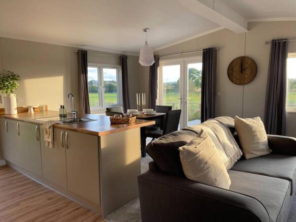2 bed Lodge for sale Image 7
