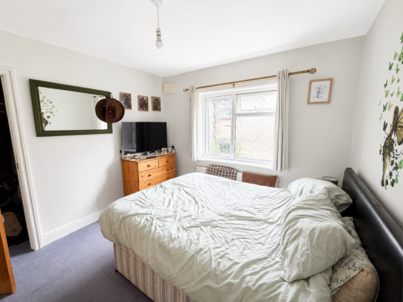 3 bed Terraced for sale Image 7