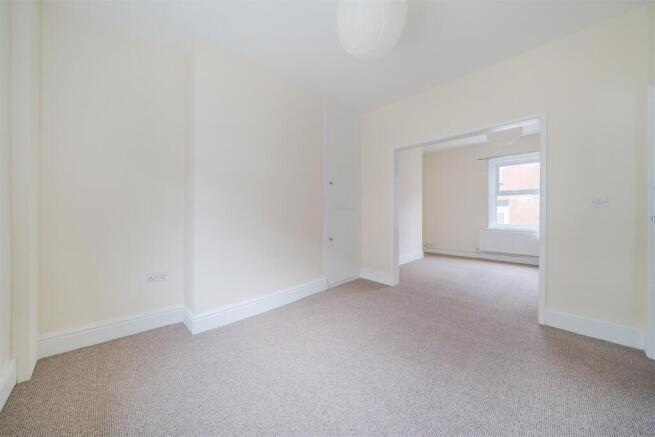 Diner-livingroom.jpg