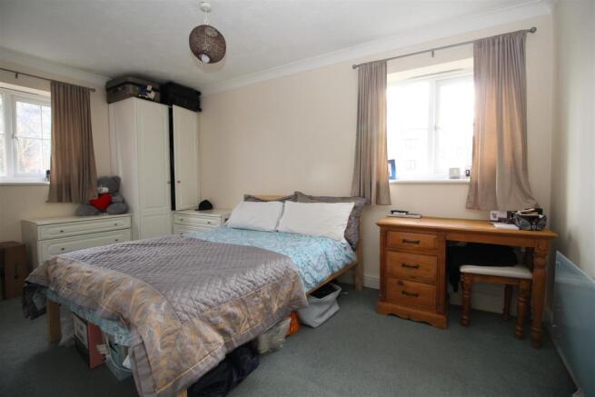 Bedroom.JPG