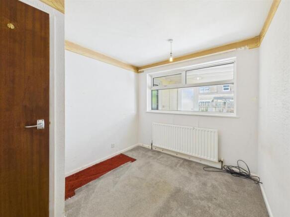 2 bed Semi-Detached Bungalow for sale Image 6