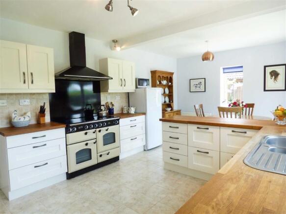 Kitchen Diner