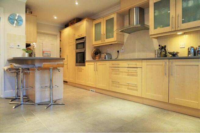 Kitchen / Breakfast