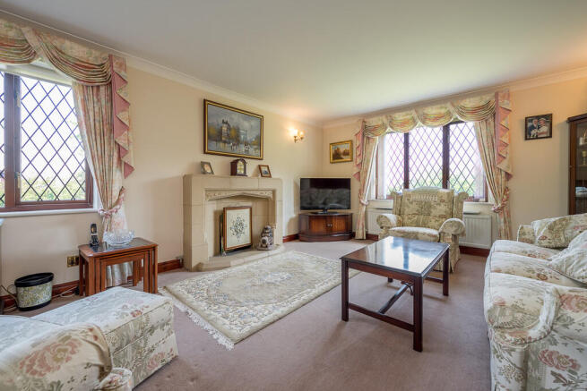 Okell Close-24