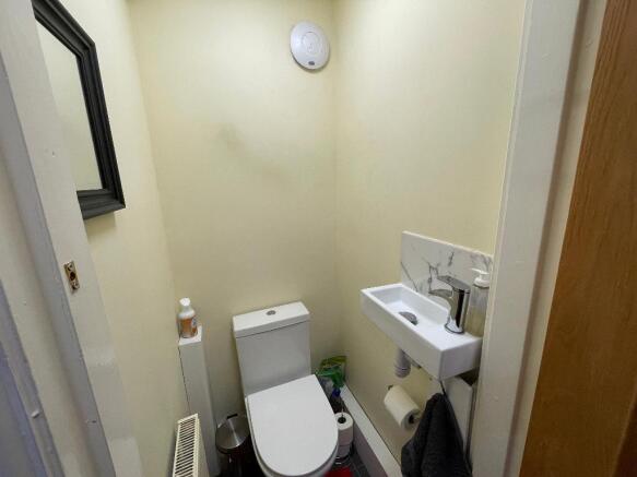 4 bed Terraced for sale Image 11