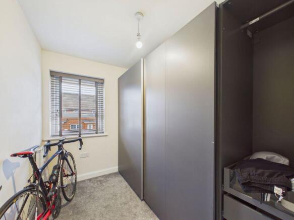 3 bed Semi-Detached for sale Image 10