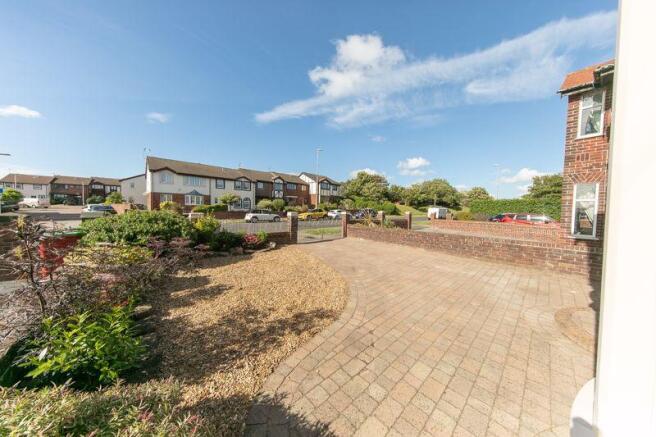 Front garden a...
