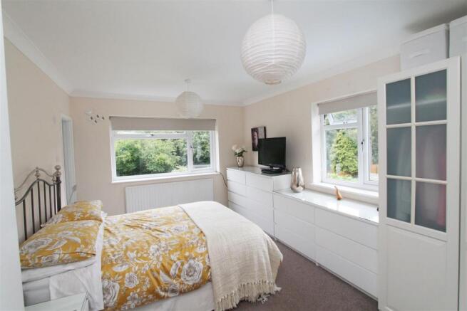 Master Bedroom.JPG