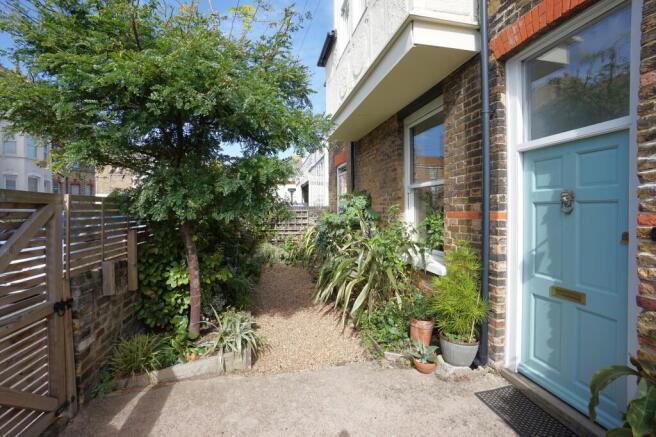 Albert Road, Margate, Kent photo 5