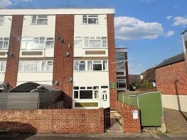 Flat 25, Fountains House, Blackfriars Way, Salisbury SP1 2HE